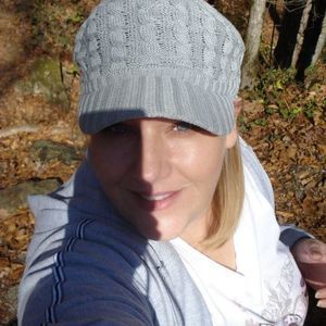 Meet your Posher, Theresa